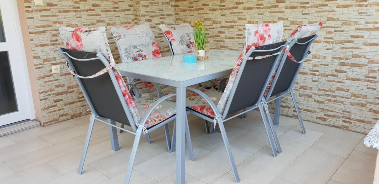 Holiday Home Begonja Privlaka  Luaran gambar