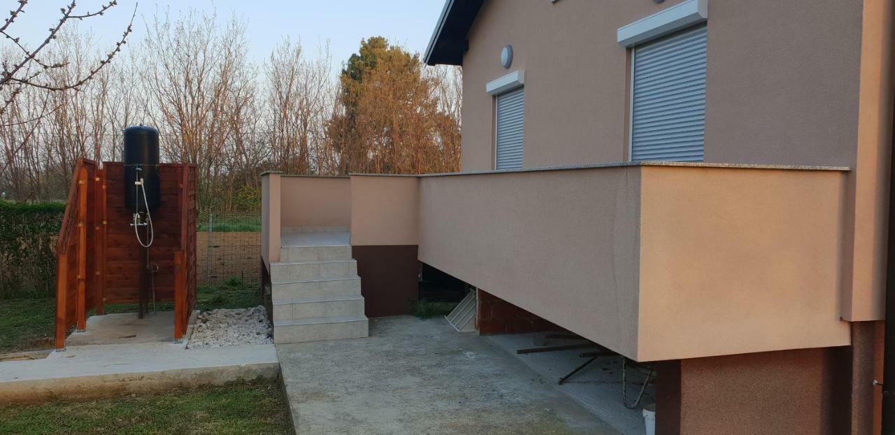Holiday Home Begonja Privlaka  Luaran gambar