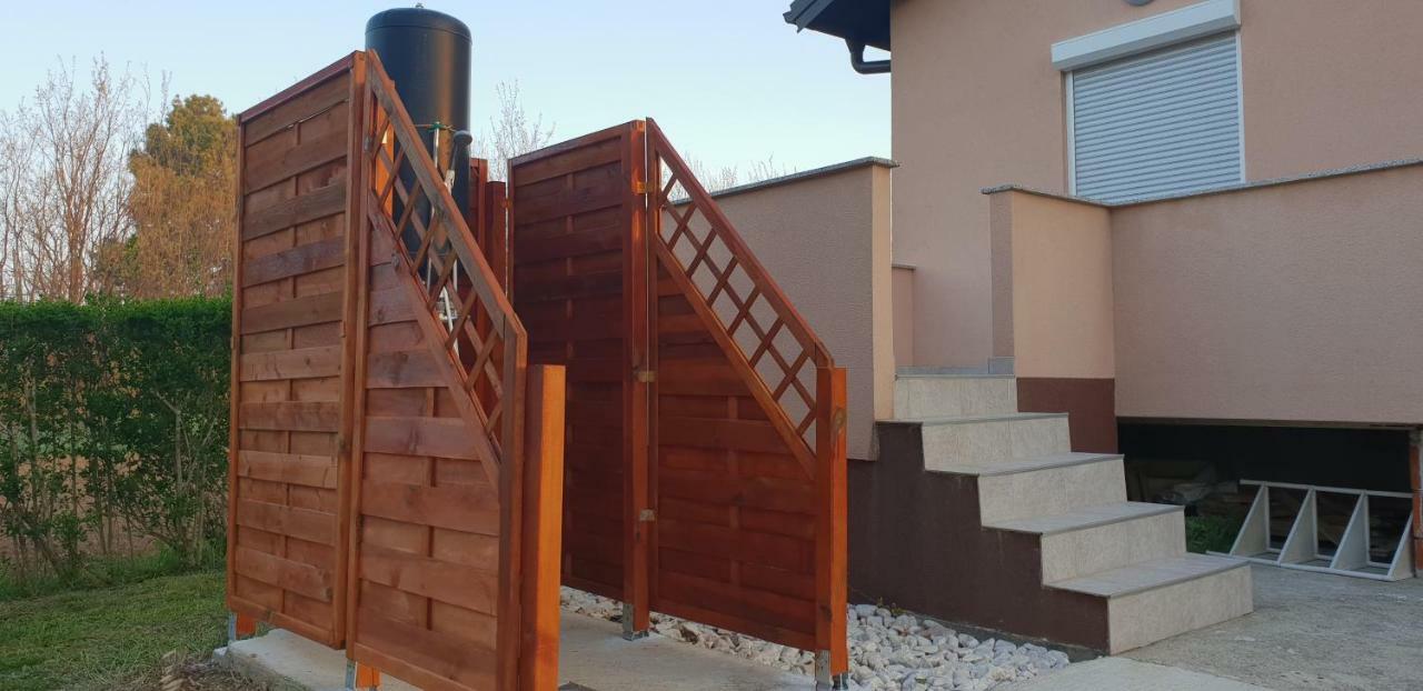 Holiday Home Begonja Privlaka  Luaran gambar